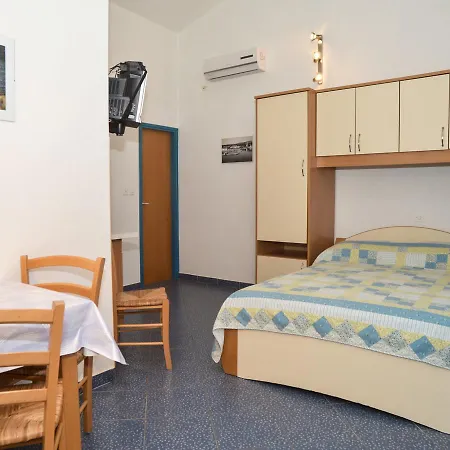 Lonic Ii.1 Apartament *
